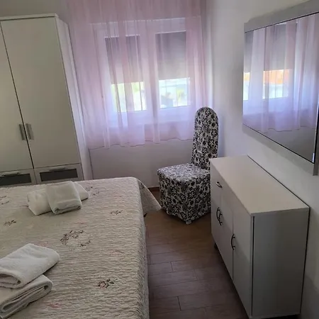 Guest house Lala 3*