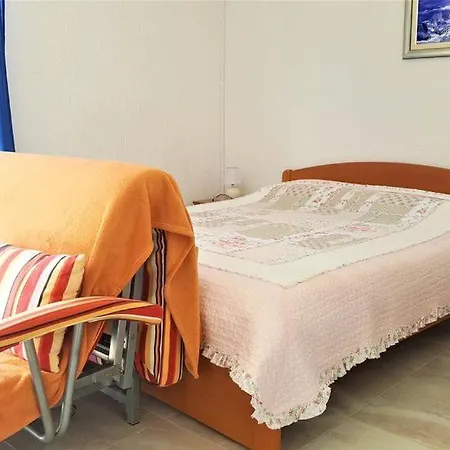 Guest house Lala Primosten
