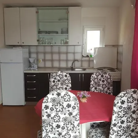 Guest house Lala 3*