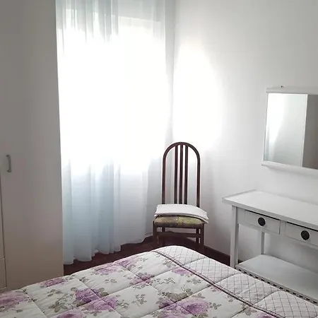 Lala Pensión 3*